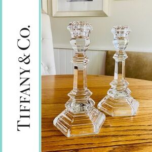 TIFFANY & CO CRYSTAL PAIR (2) OF CANDLESTICK HOLDERS PLYMOUTH STYLE NWOB